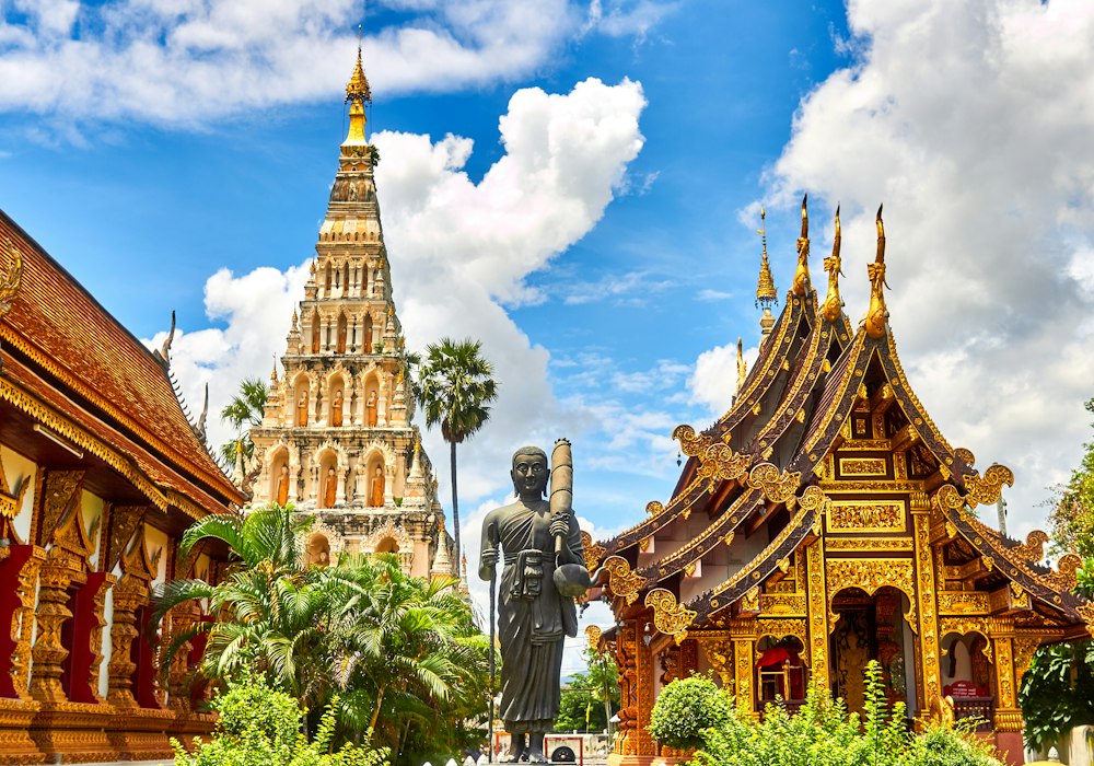 タイの寺院と仏塔